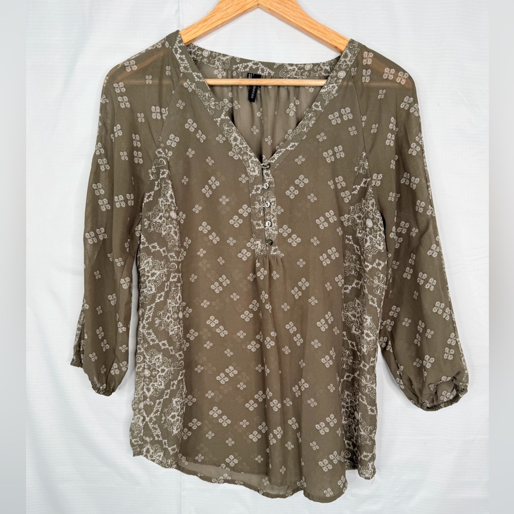Maurices Sheer Boho Tunic Top Medium Olive Brown Henley Hi Low 3/4 Sleeve‎